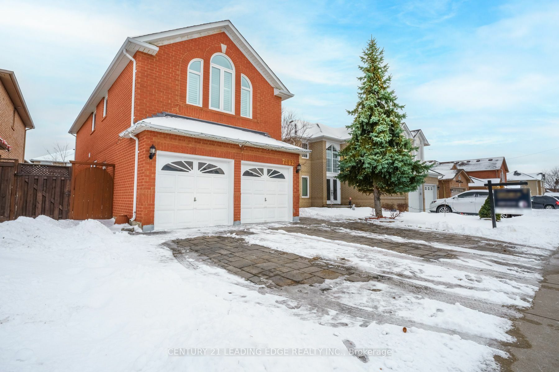 7282 Terragar Blvd  Mississauga ON L5N 7L8 photo