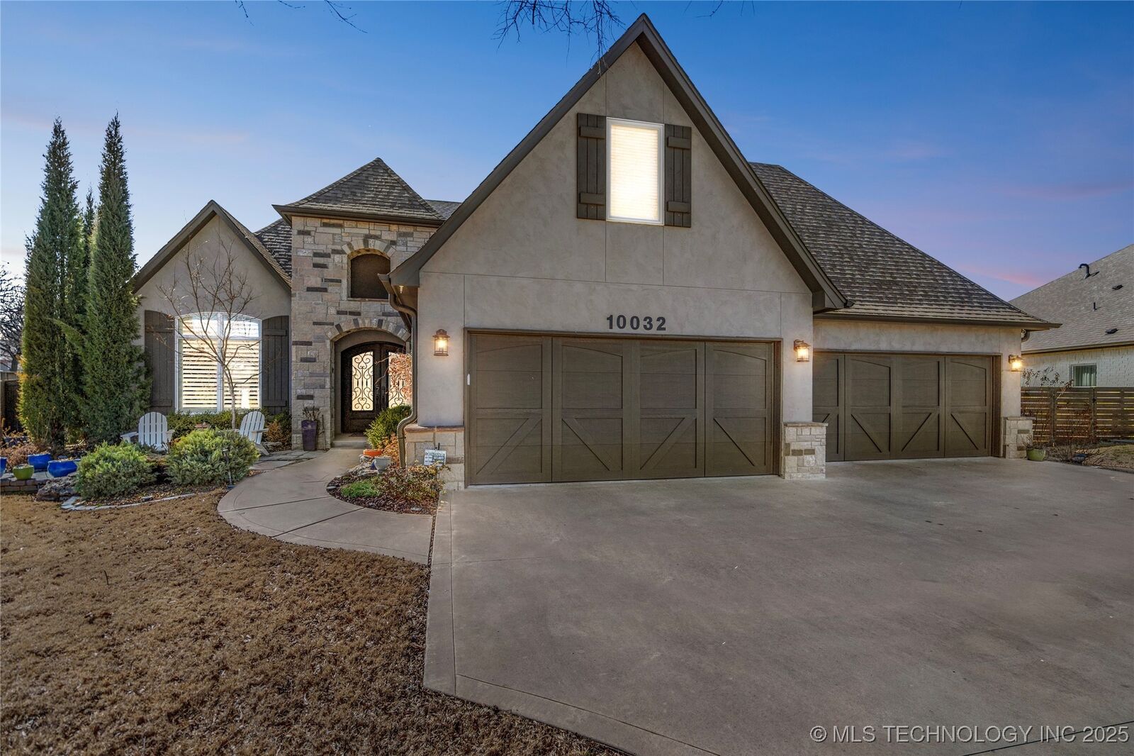Property Photo:  10032 S Hudson Avenue  OK 74137 
