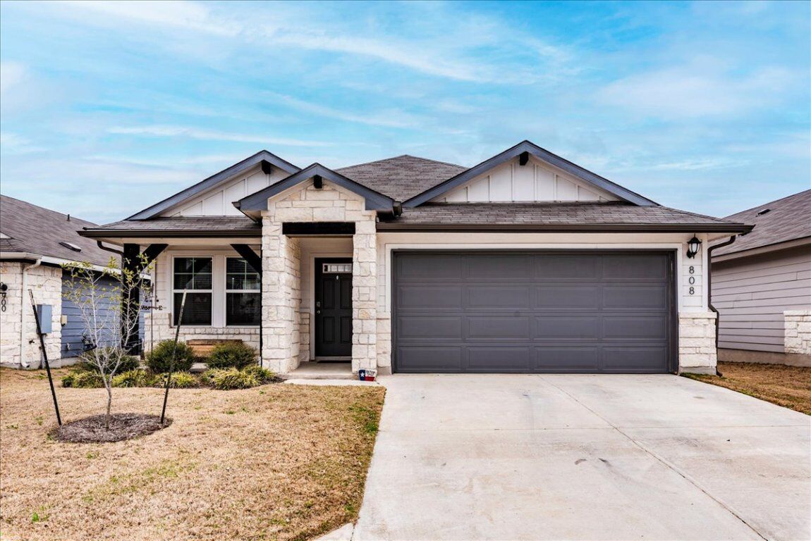 Property Photo:  808 Vineyard Falls 23  TX 78748 