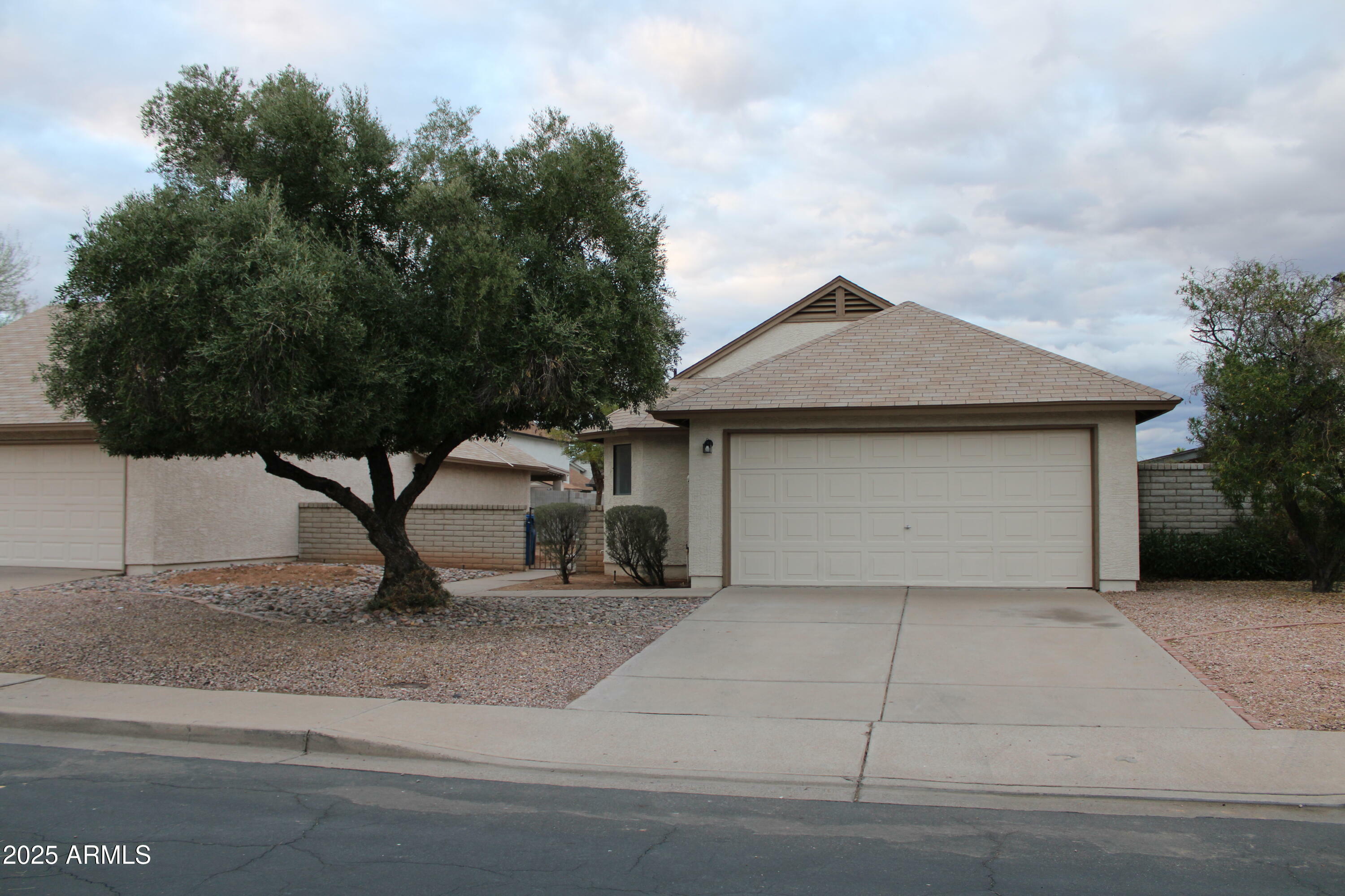 1620 E Jacinto Avenue  Mesa AZ 85204 photo