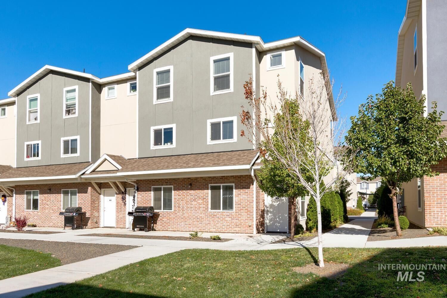Property Photo:  3710 N Centrepoint Way Bldg I #105-106  ID 83646 