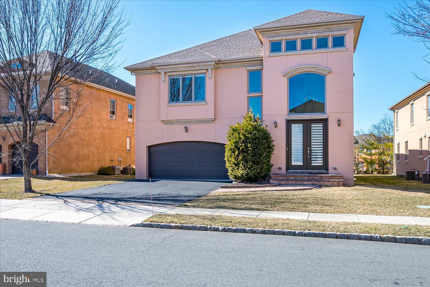 86 Davinci Drive  Monmouth Junction NJ 08852 photo
