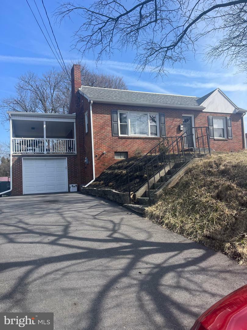 37 Mount Airy Avenue  Waynesboro PA 17268 photo