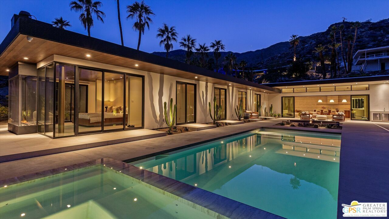 2481 Cahuilla Hills Dr  Palm Springs CA 92264 photo