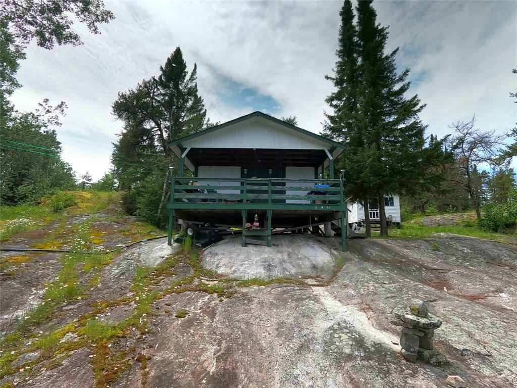 5 Kapeemechekamak Lake Park  Manigotagan MB R0E 0J0 photo