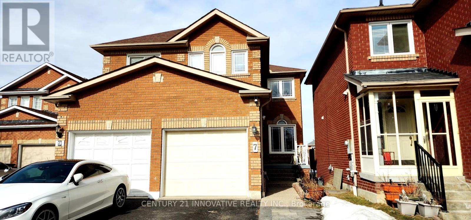 Property Photo: 7 Havenlea Road ON M1X 1S6