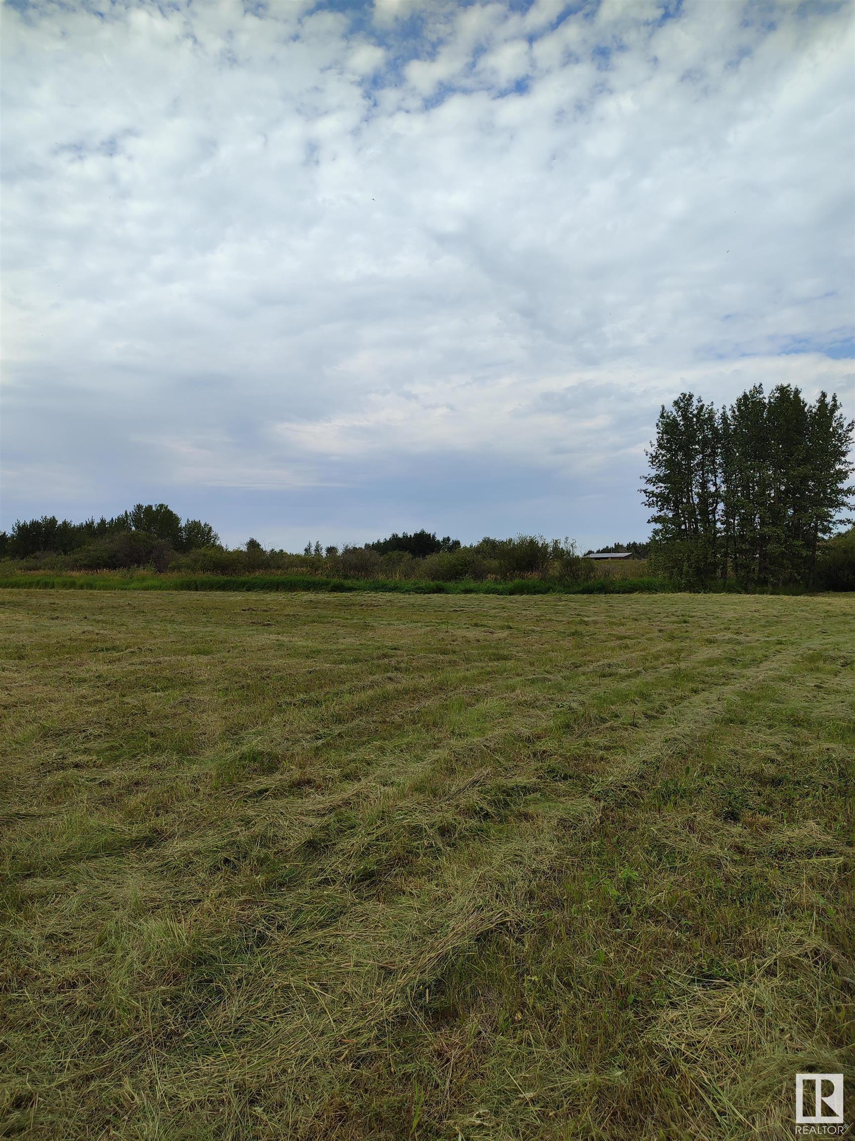 Property Photo:  Hwy 633 Rr21  AB T0E 1V0 