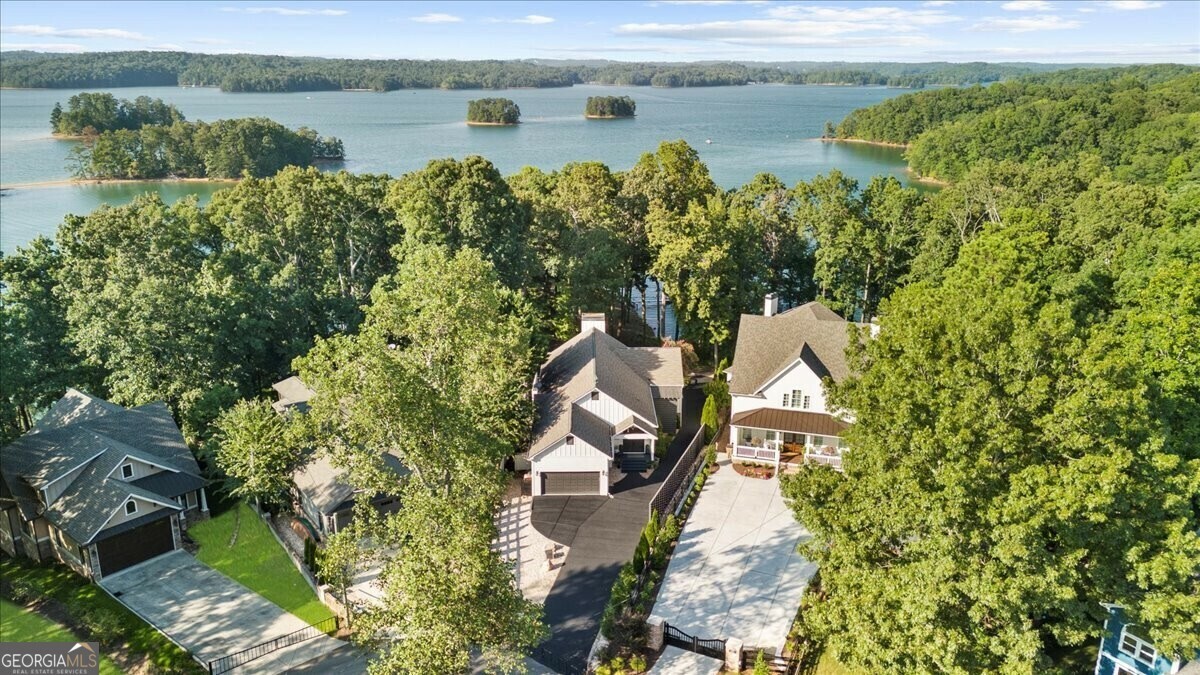 Property Photo: 9380 Raldon Road GA 30506