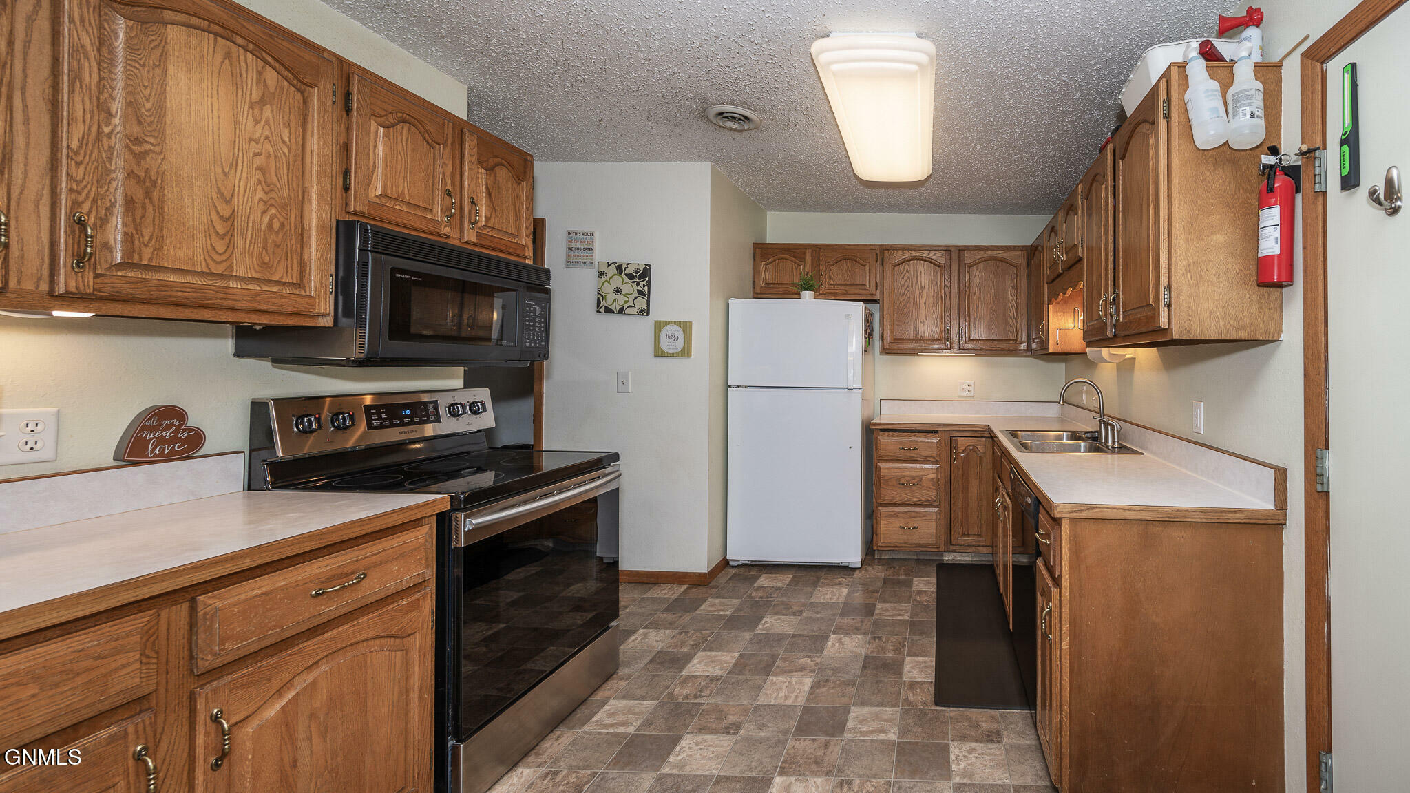 Property Photo:  154 Boise Avenue  ND 58504 