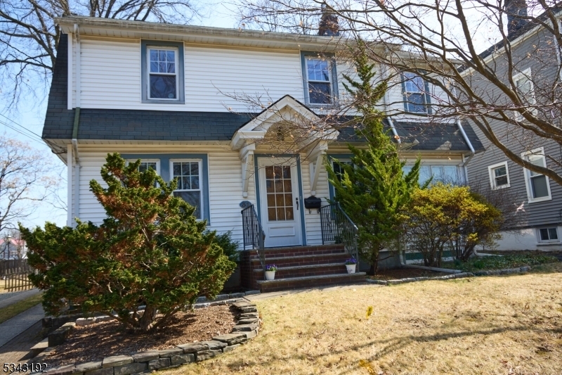 31 Grove St  Cranford Twp. NJ 07016 photo