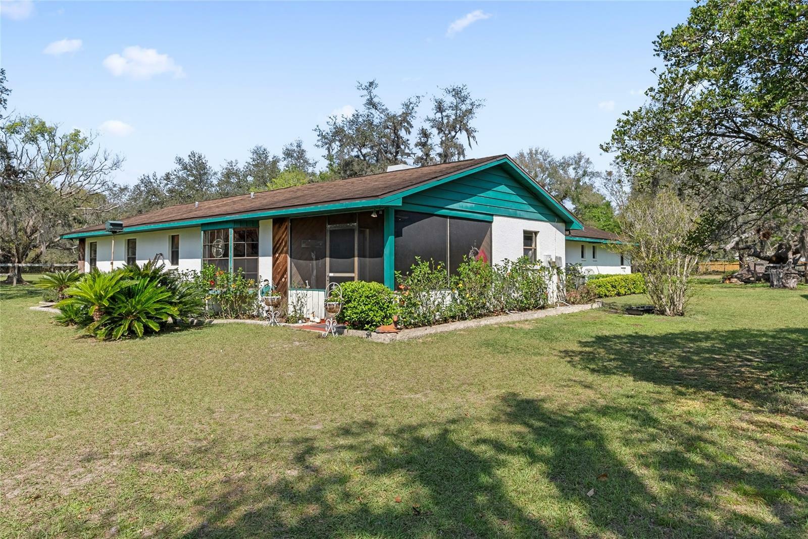 Property Photo:  3634 Apfel Road  FL 33543 