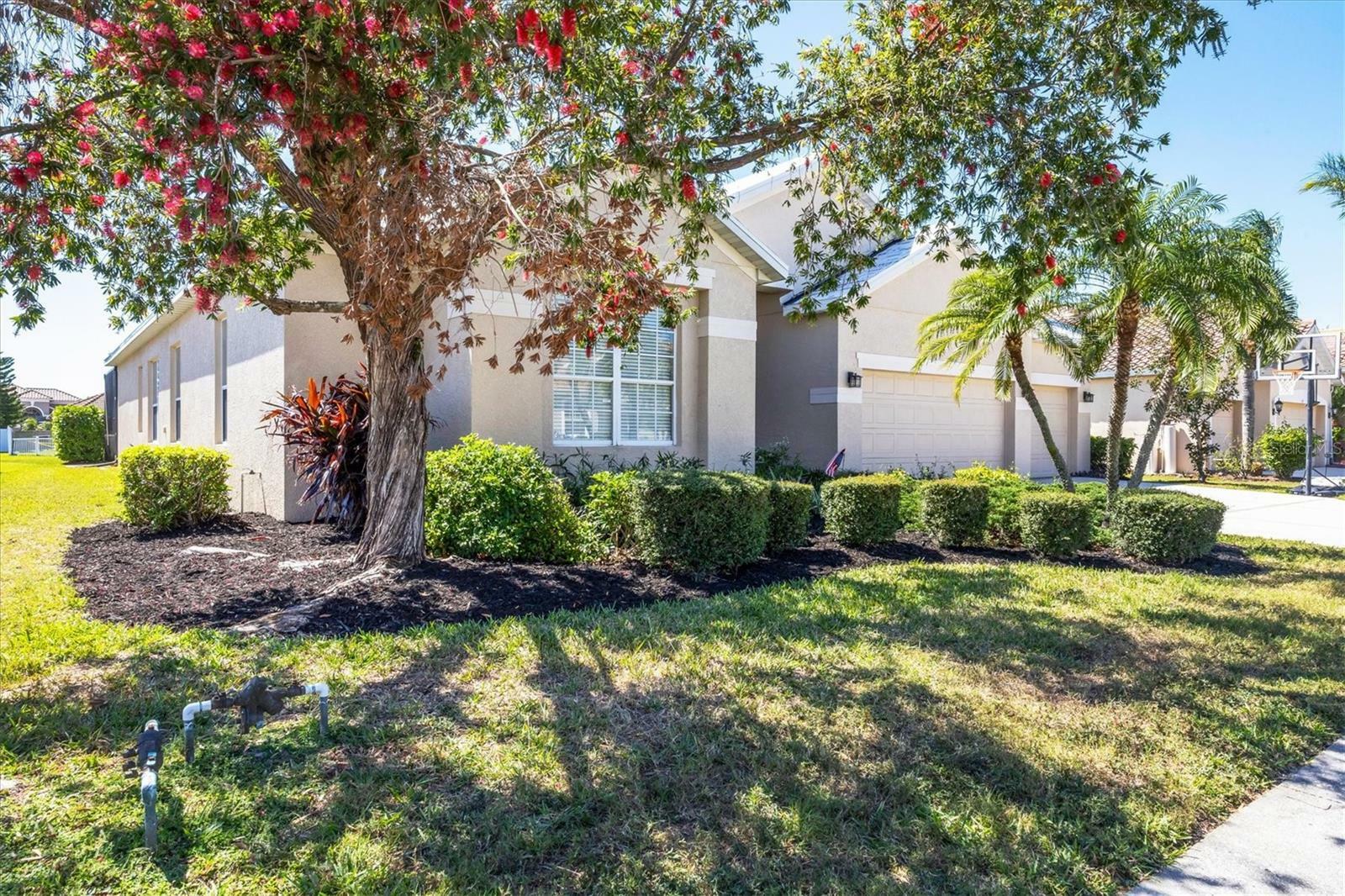 Property Photo:  1365 Western Pine Circle  FL 34240 