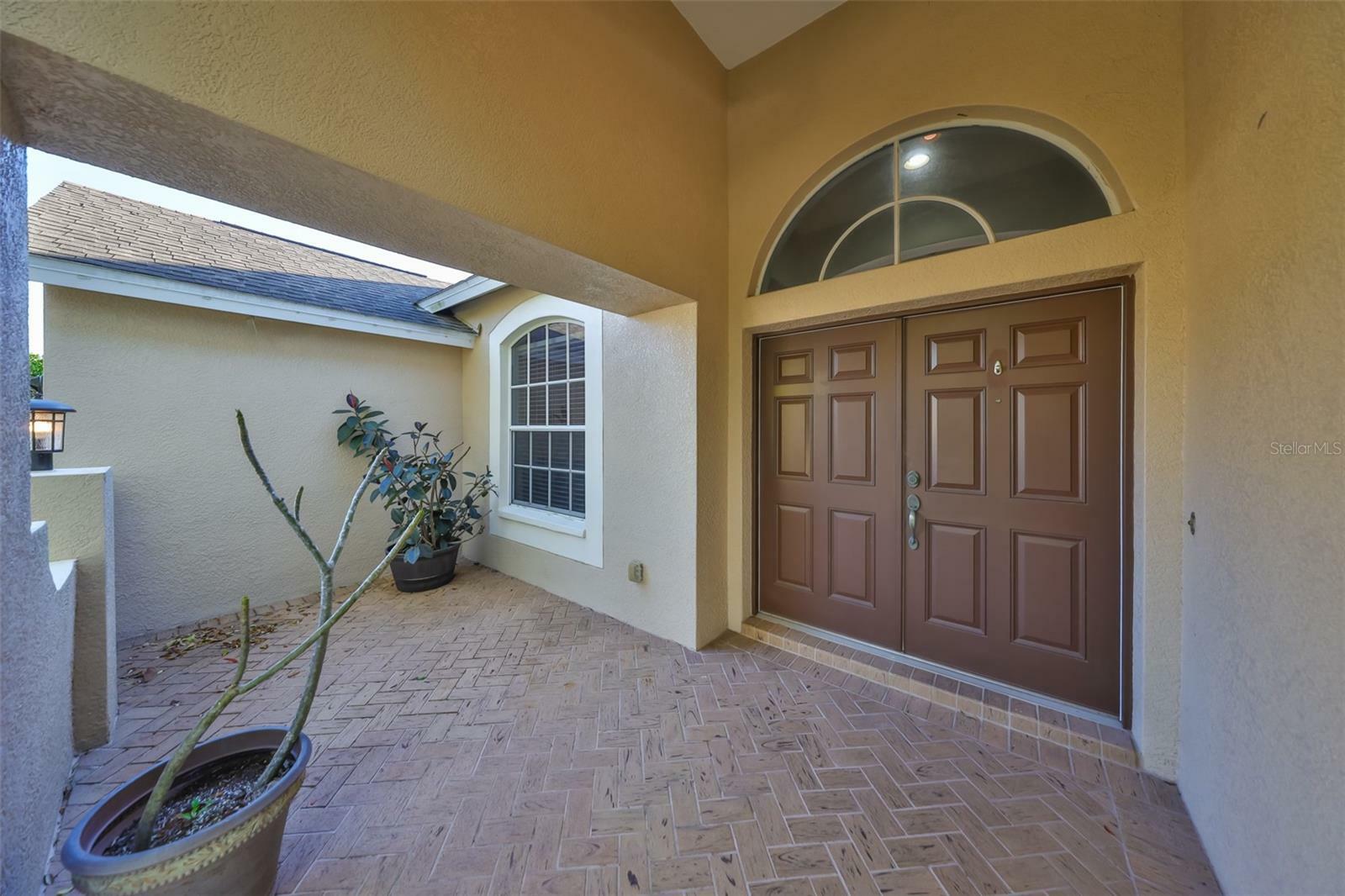 Property Photo: 13719 Artesa Bell Drive FL 33579