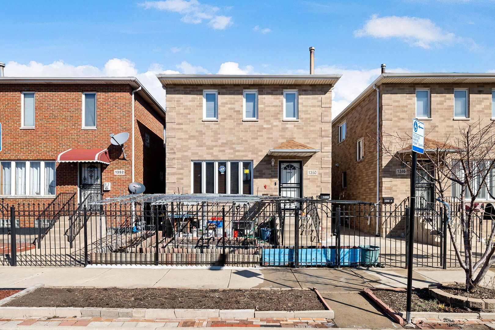 Property Photo: 1350 W 32nd Street B IL 60608