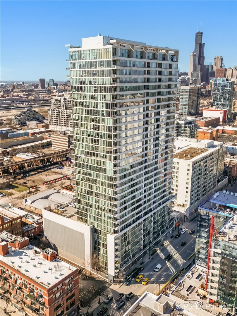 Property Photo: 1720 S Michigan Avenue 1412 IL 60616