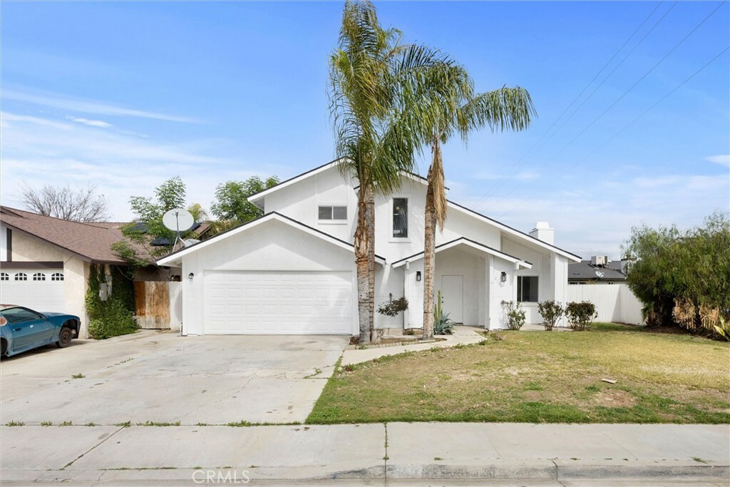 2100 Butterfield Avenue  Bakersfield CA 93304 photo