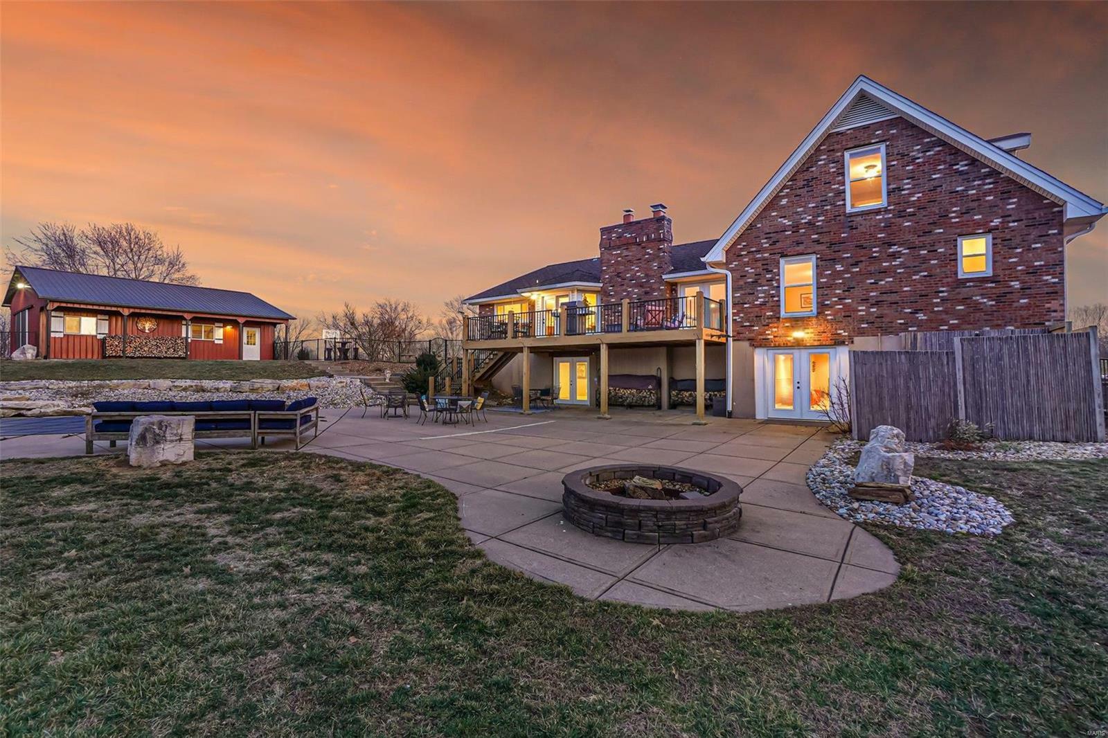 Property Photo: 2211 Golf View Drive MO 63385