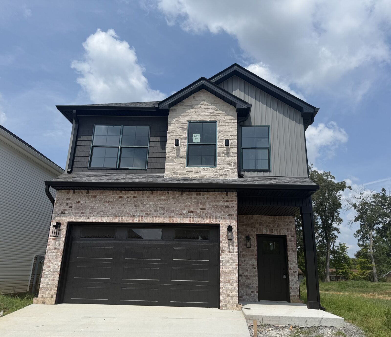 Property Photo: 37 Charleston Cove TN 37043