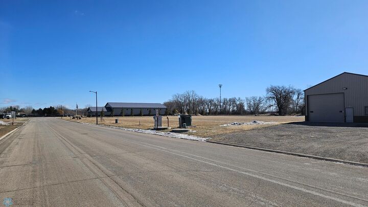 Property Photo:  425 2nd Street SE  MN 56547 