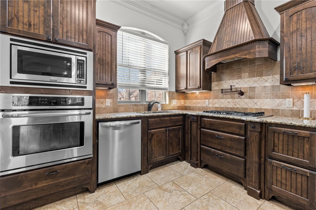 Property Photo: 3656 Lalique Lane AR 72704