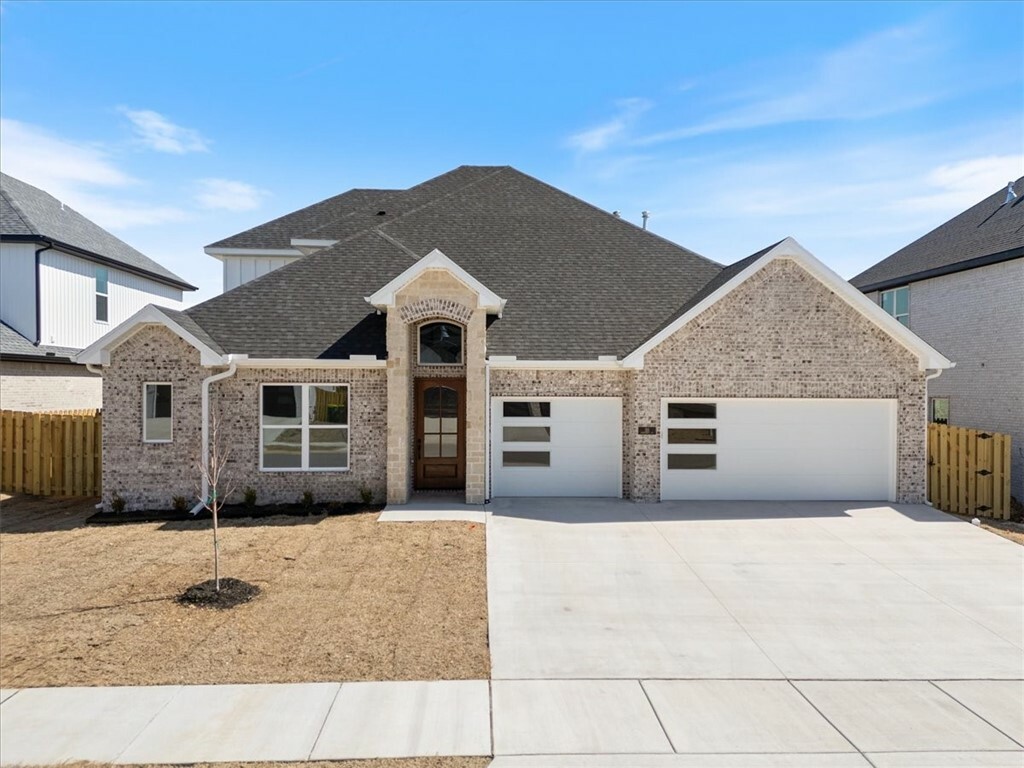 Property Photo: 311 Rainforest Loop AR 72719