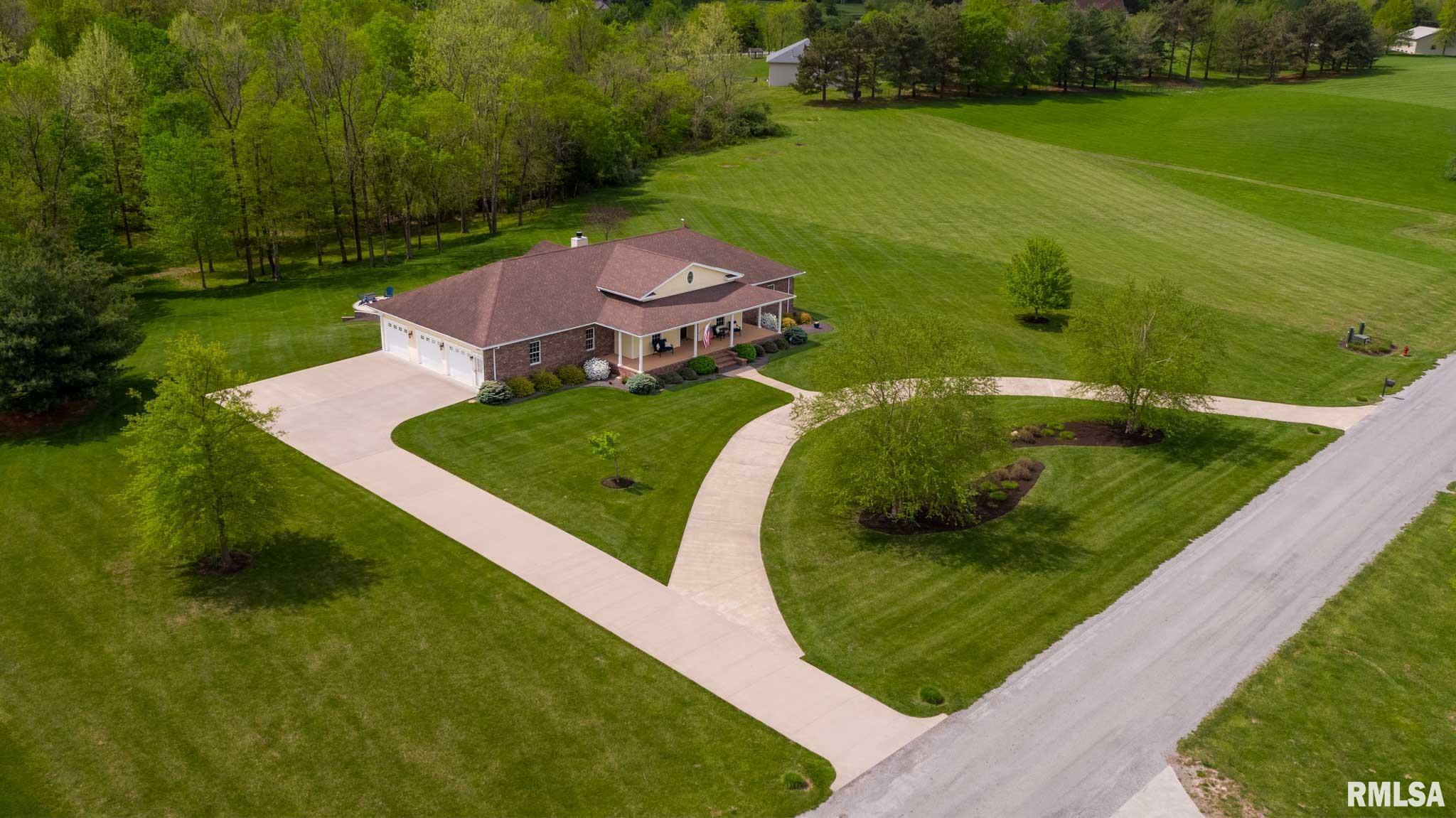 Property Photo: 3725 Ariel Drive IL 62966