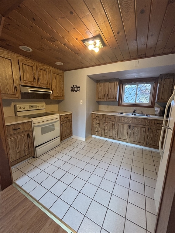 Property Photo:  184.5 Olean St.  MA 01602 