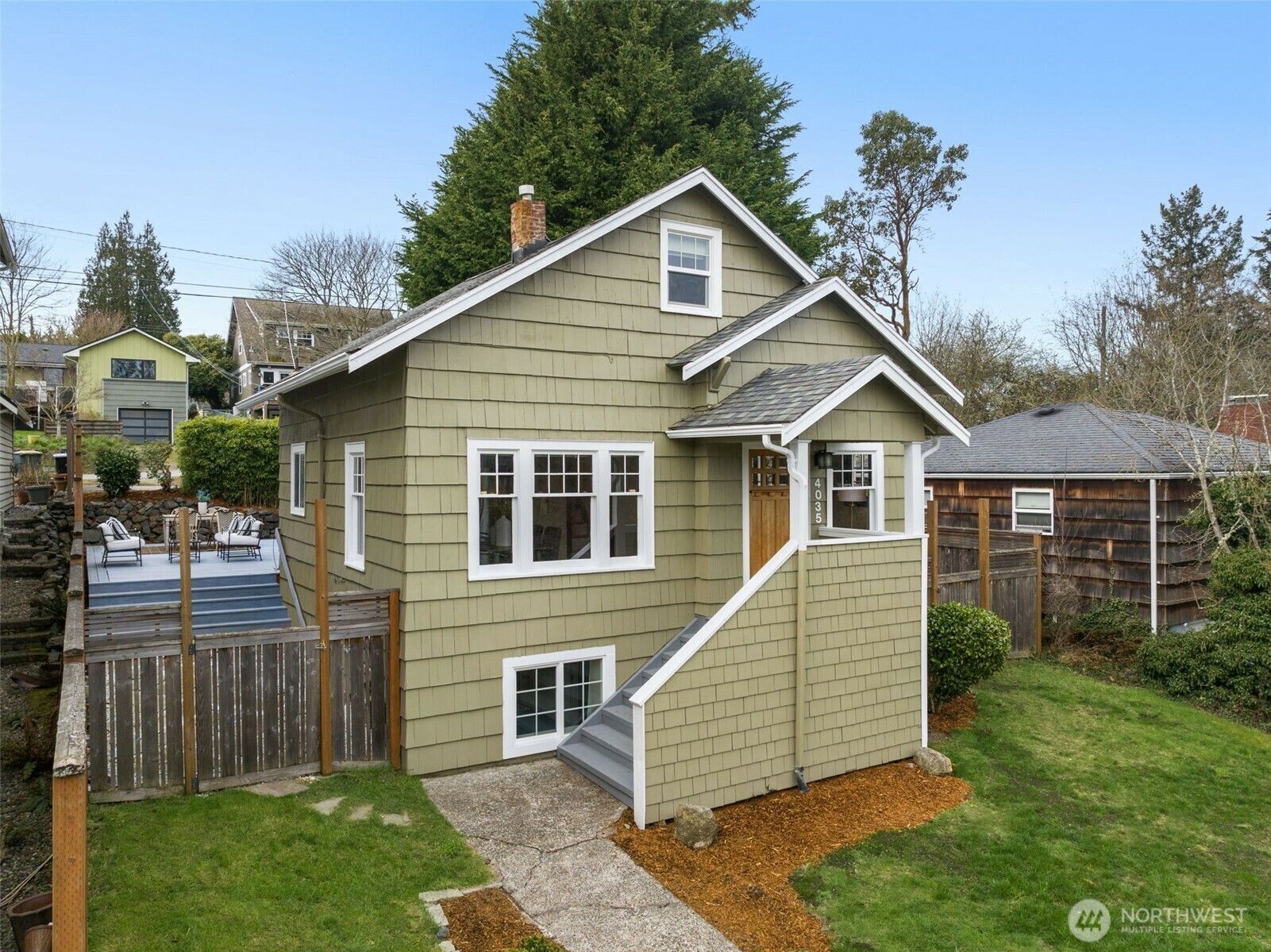 Property Photo:  4035  50th Avenue SW  WA 98116 