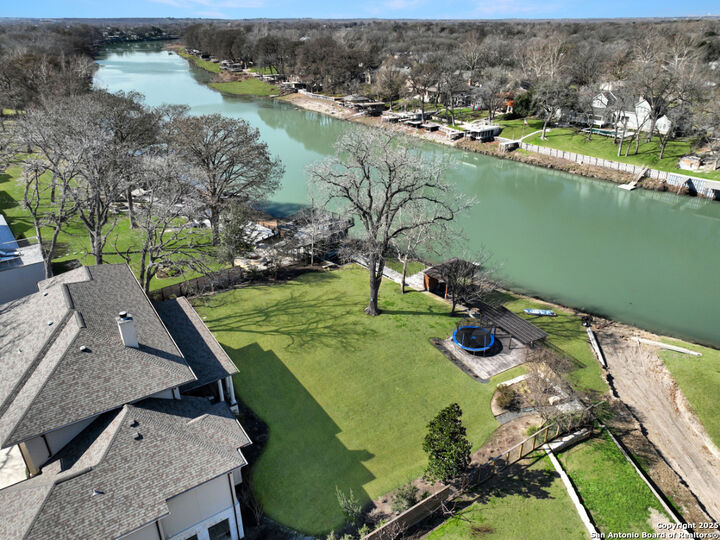 Property Photo: 232 Laguna Rio TX 78155