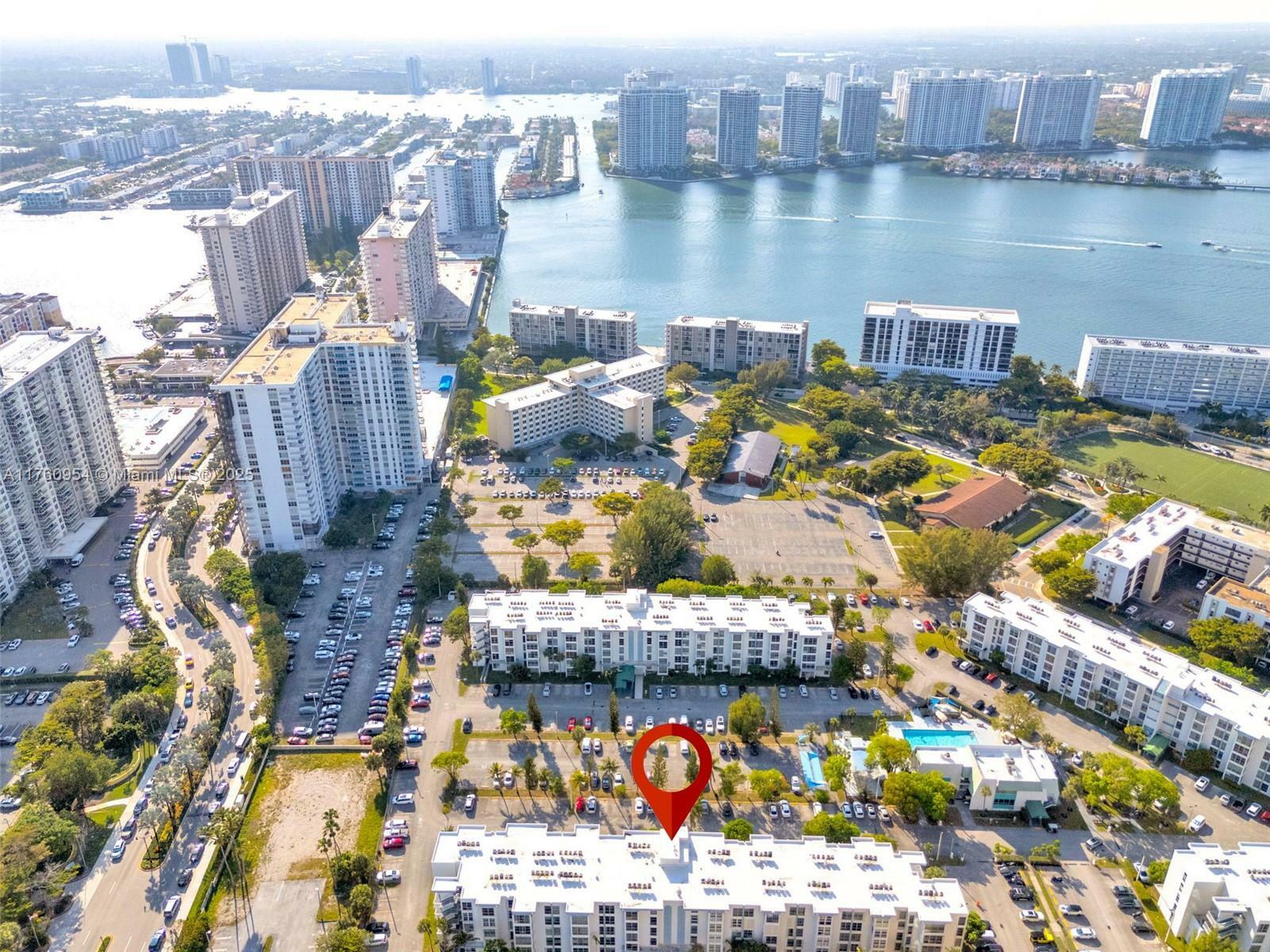 Property Photo: 17560 Atlantic Blvd 409 FL 33160