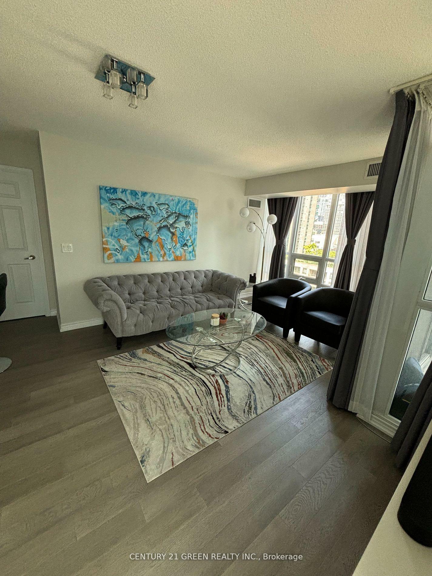 Property Photo: 19 Grand Trunk Crescent 1106 ON M5J 3A3