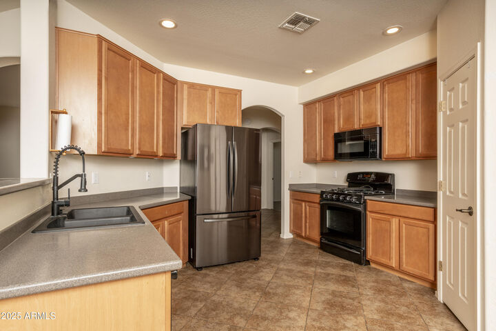 Property Photo:  8339 W Molly Lane  AZ 85383 