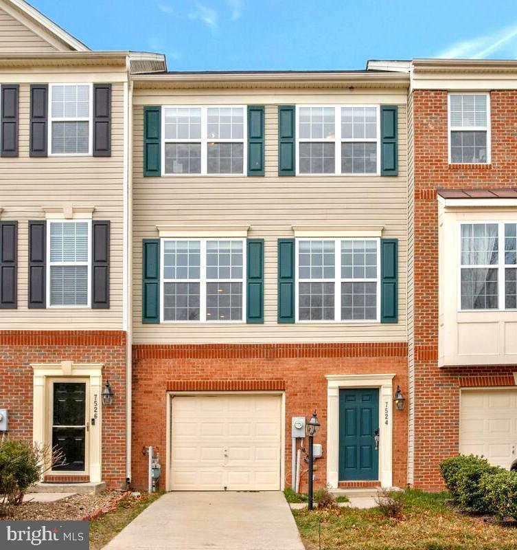 Property Photo: 7524 Briargrove Lane MD 21060