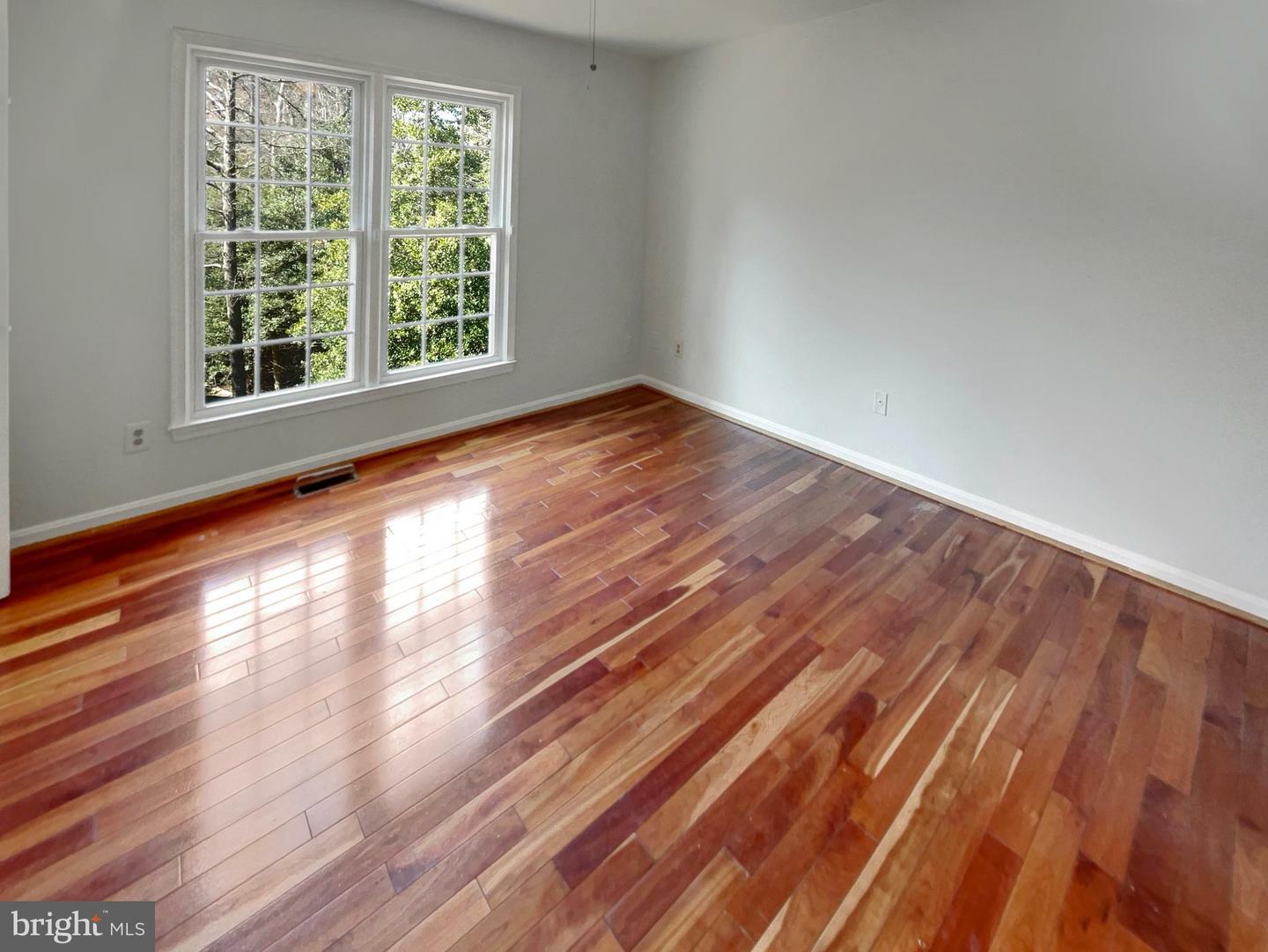 Property Photo: 2724 Valestra Circle VA 22124