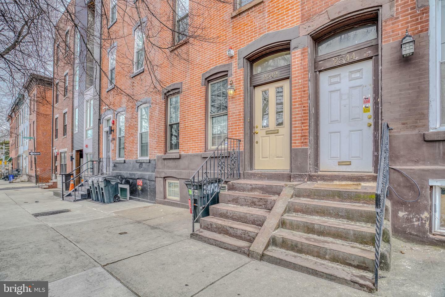 Property Photo: 2542 W Girard Avenue 2 PA 19130