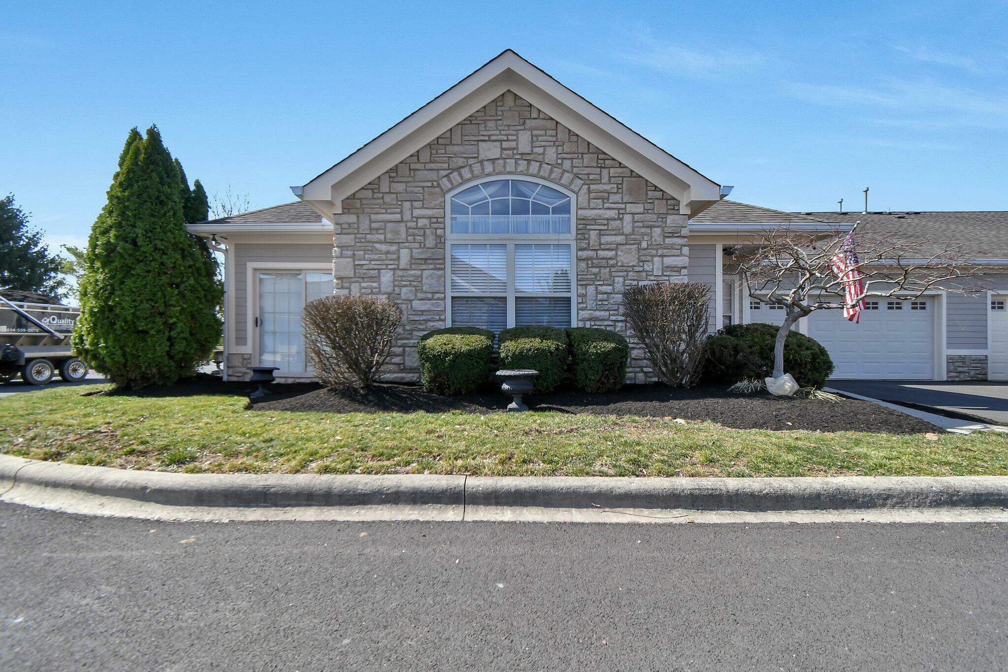 Property Photo:  902 Villas Drive  OH 43062 