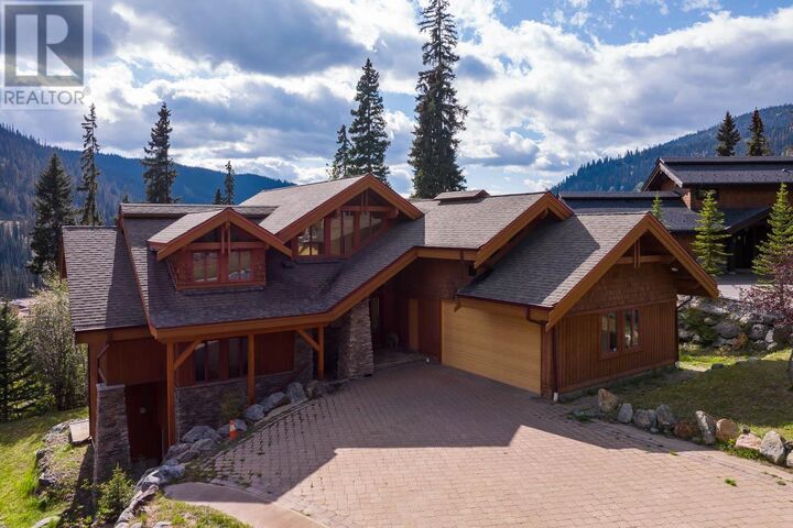 Property Photo: 4119 Sundance Drive BC V0E 5N0