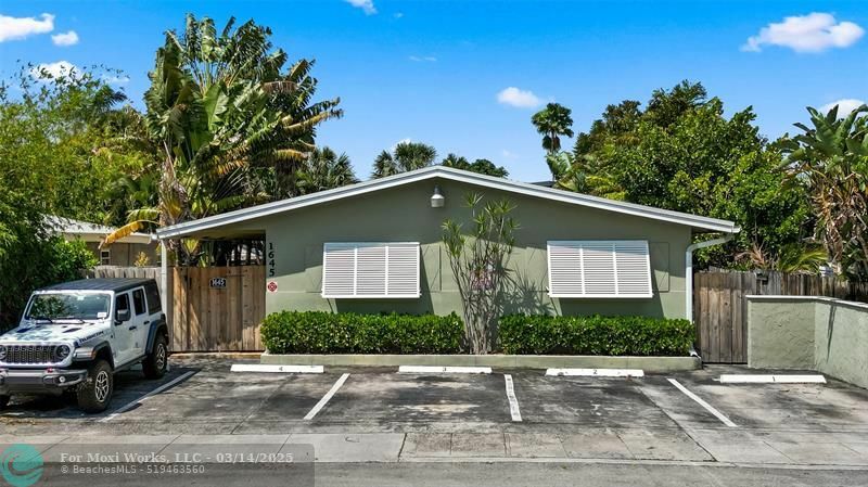 1645 N Dixie Hwy  Fort Lauderdale FL 33305 photo
