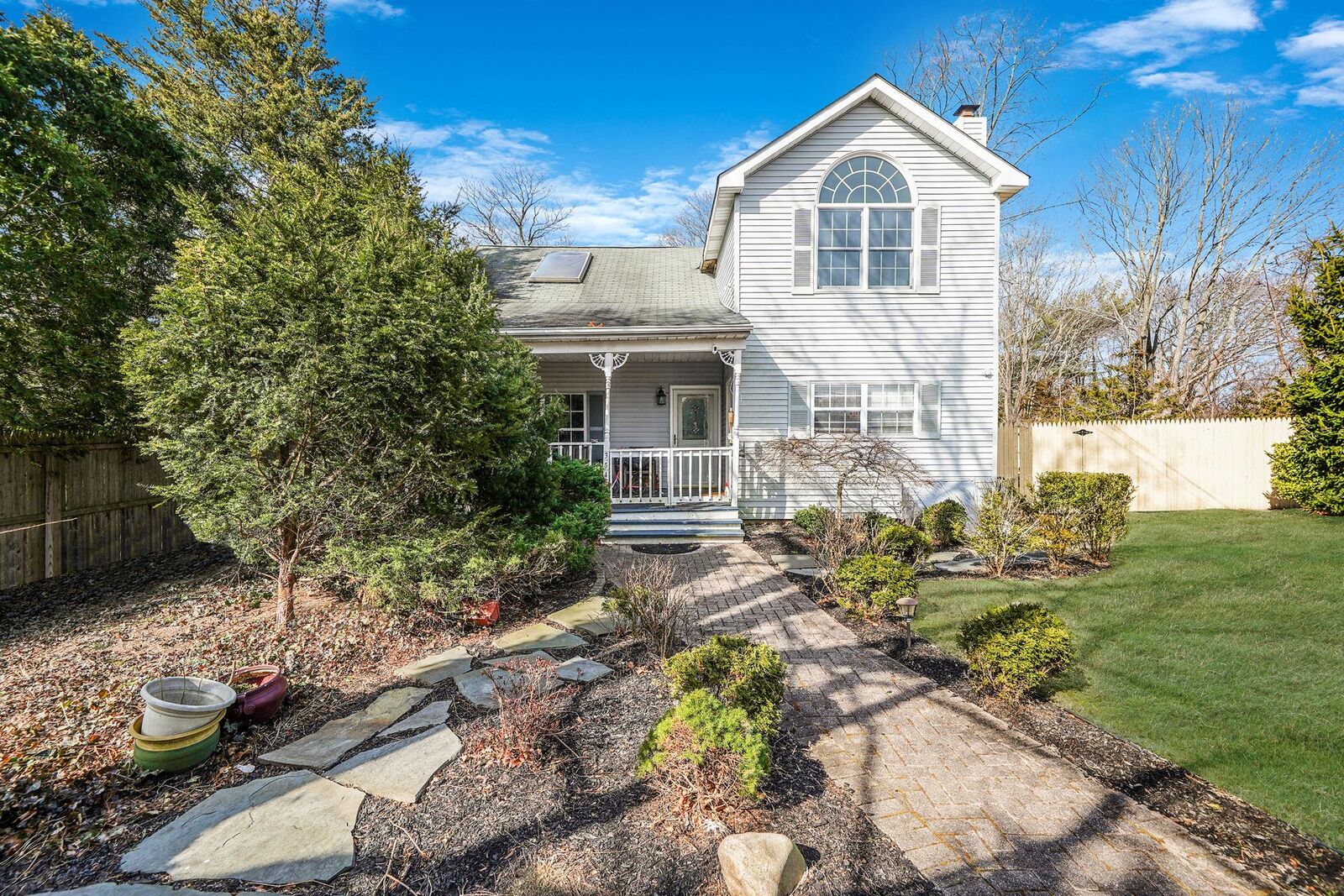 Property Photo:  354 Lincoln Avenue  NY 11782 