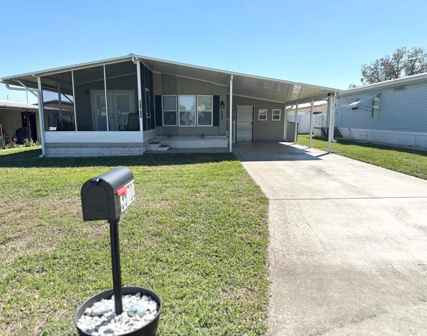 38700 Granger Lane  Zephyrhills FL 33542 photo