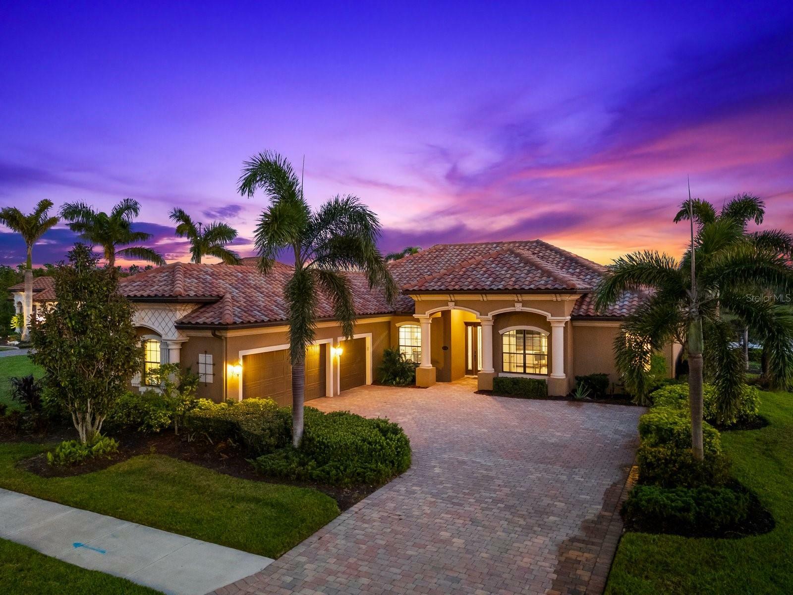 Property Photo: 629 River Enclave Court FL 34212