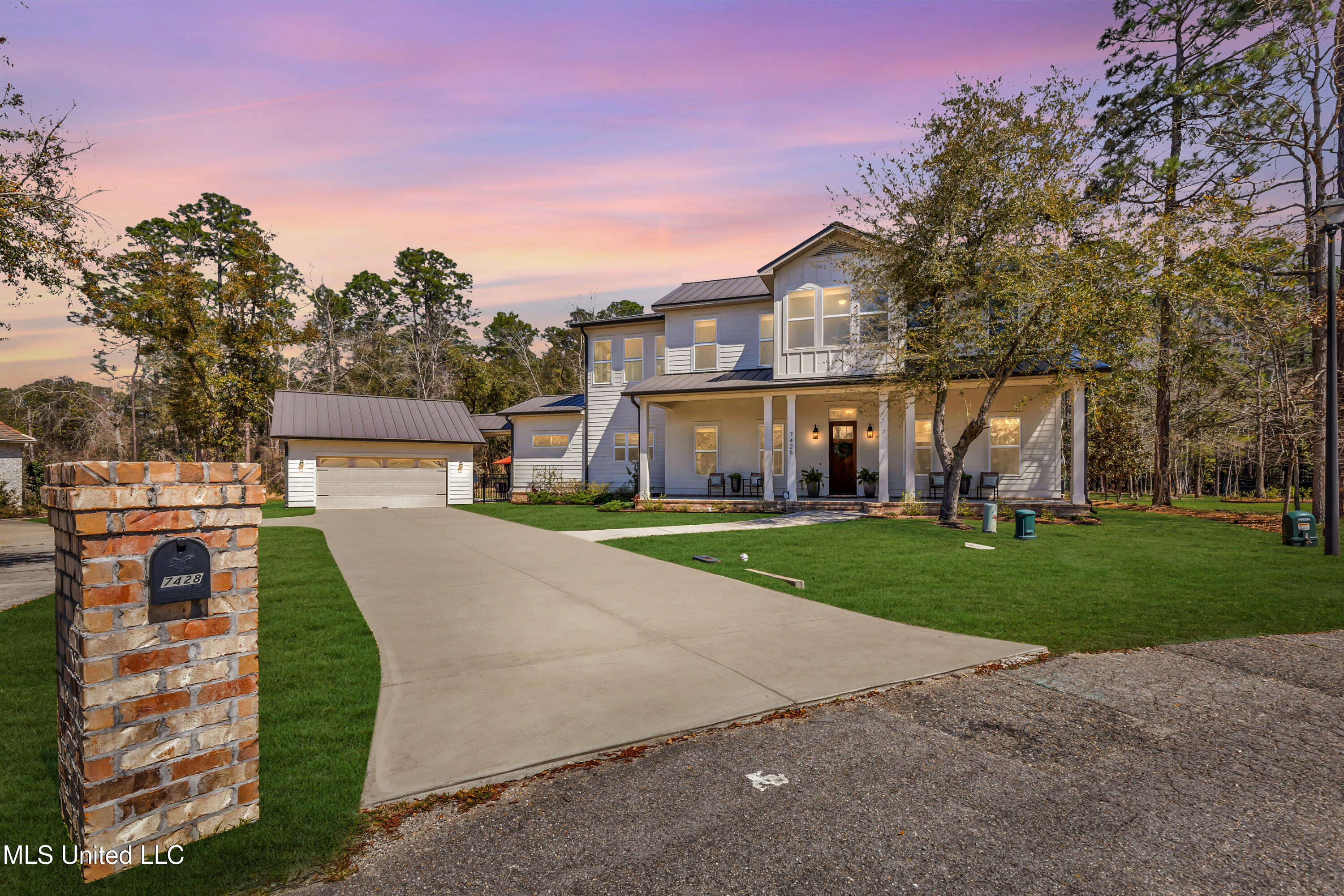 Property Photo: 7428 Turnberry Way MS 39525