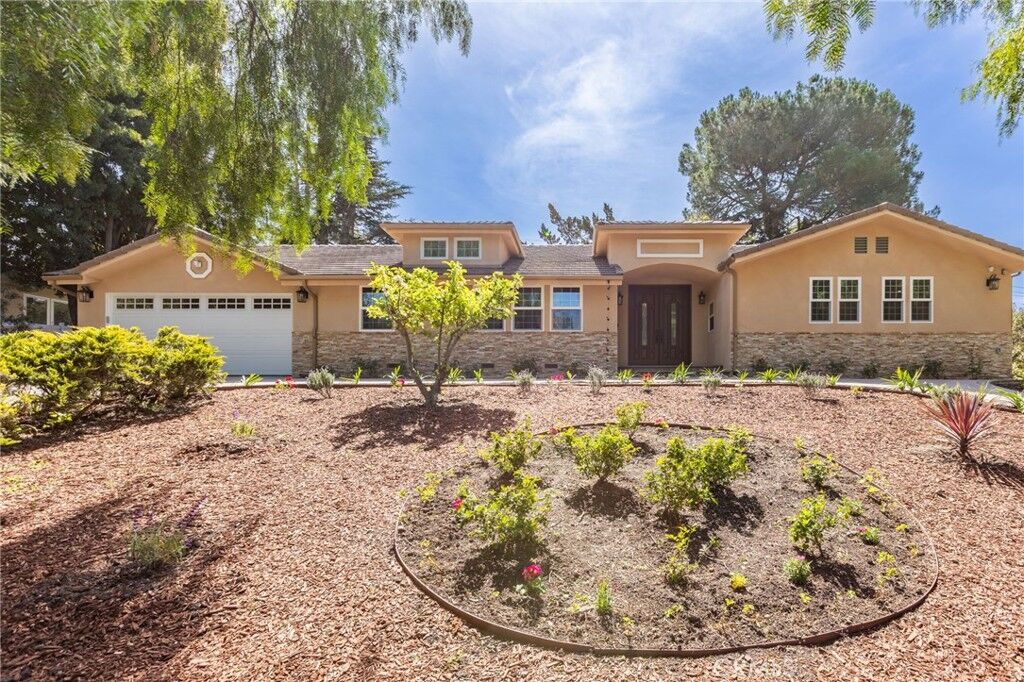 Property Photo: 4 Singletree Lane CA 90274