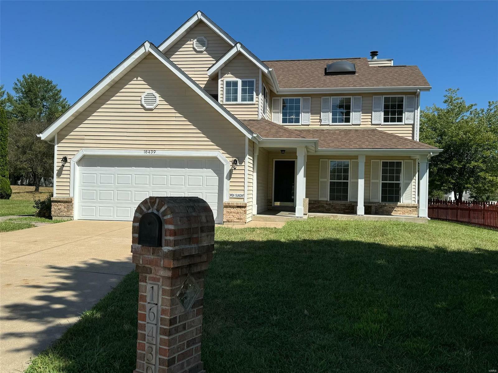 16439 Hampden Place  Florissant MO 63034 photo