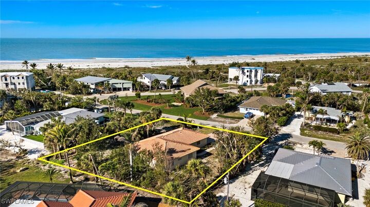 Property Photo: 1314 Tahiti Drive FL 33957