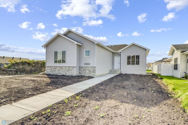 Property Photo: 2582 69th Avenue S ND 58104
