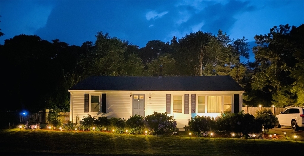 Property Photo:  138 Homestead Ln  MA 02536 
