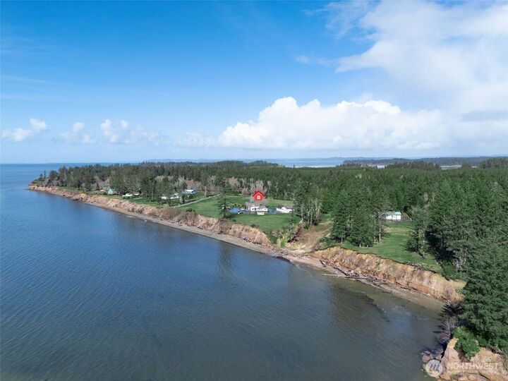 Property Photo:  161  Bay Center Road  WA 98586 