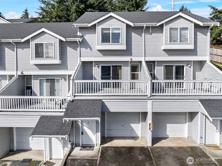 Property Photo:  2250 NW Highview Lane A-103  WA 98312 