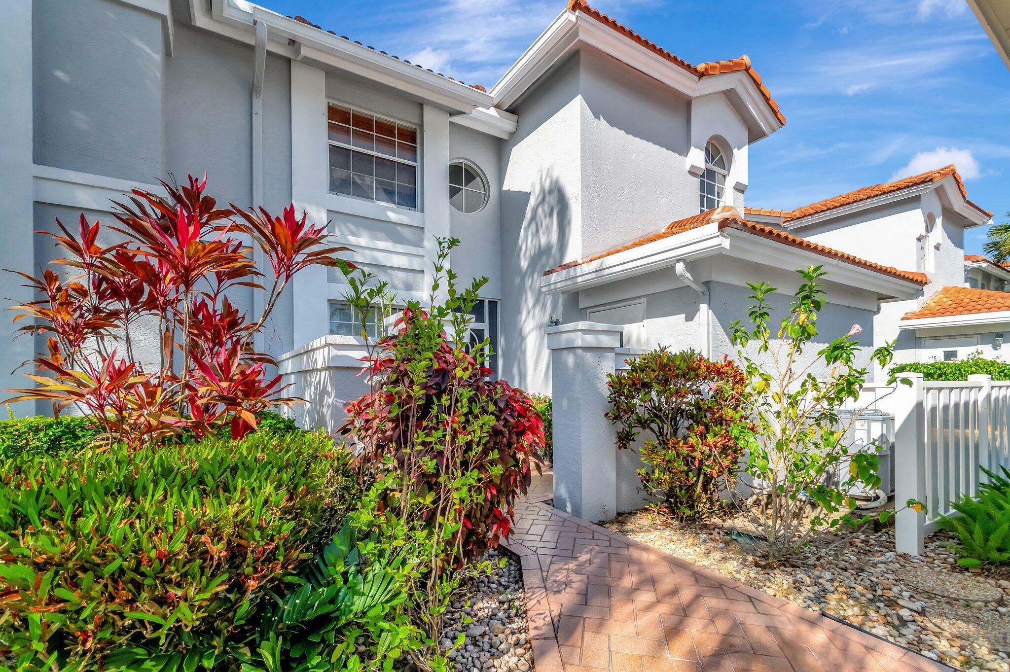 Property Photo: 7414 Lake Meadow Way 102 FL 33437